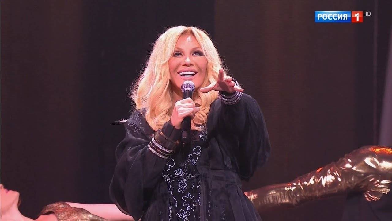 «Круто и классно! Счастливый Питер!» «Как повезло Питеру»: Таисия Повалий анонсировала свое выступление в России, поклонники обрадовались