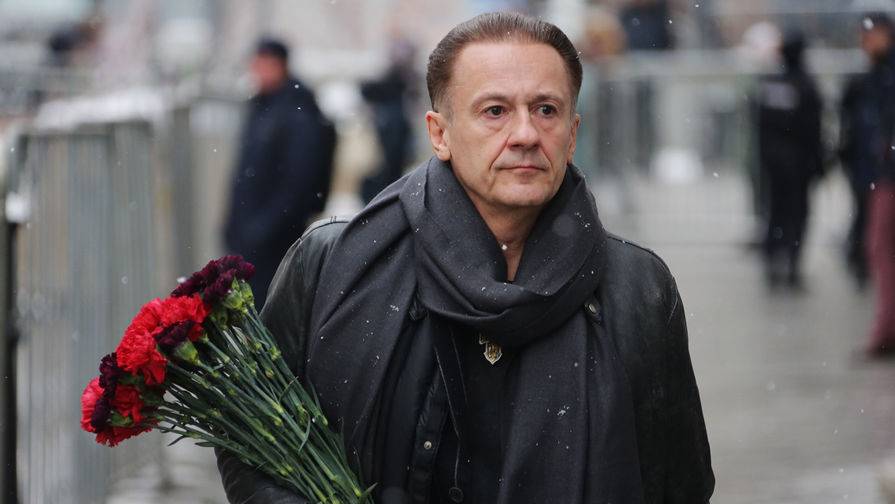 «Я не видел никаких тоннелей, никакого света в конце этих тоннелей»: российский актер Олег Меньшиков перенес остановку сердца