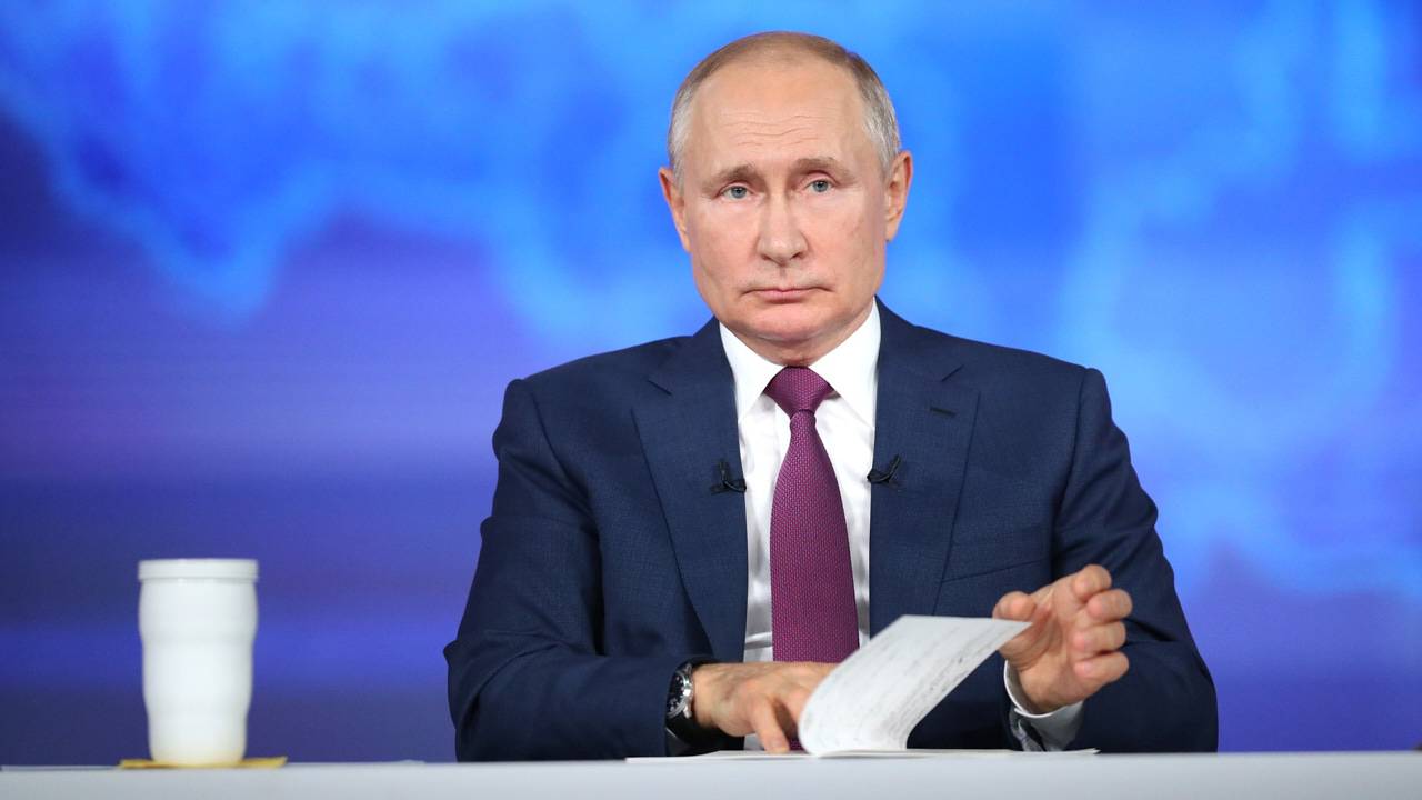 Банкир о статье Путина: это письмо православного халифата, кажется, писалось где-то в 19-м веке. Затем его заложили в капсулу и вот нашли