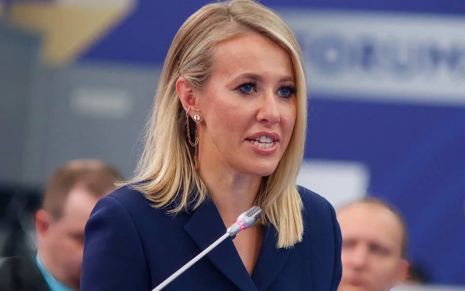 «Пустили по п*зде систему ухода за лесом, систему предупреждения пожаров, поэтому мы так часто и так сильно горим»: Ксения Собчак назвала причины пожаров в Якутии