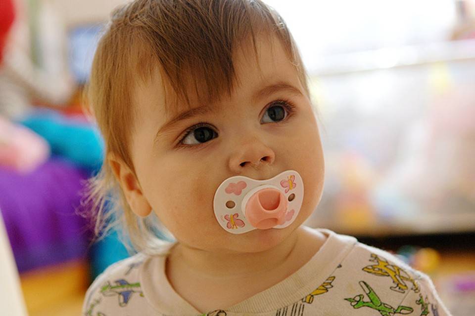 «Волшебную таблетку вы не найдете»: Комаровский дал рекомендации по отучению детей от пустышки