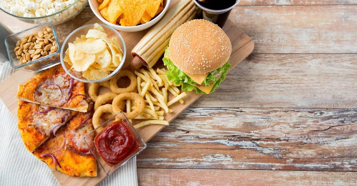 Эксперты перечислили самые опасные продукты для печени