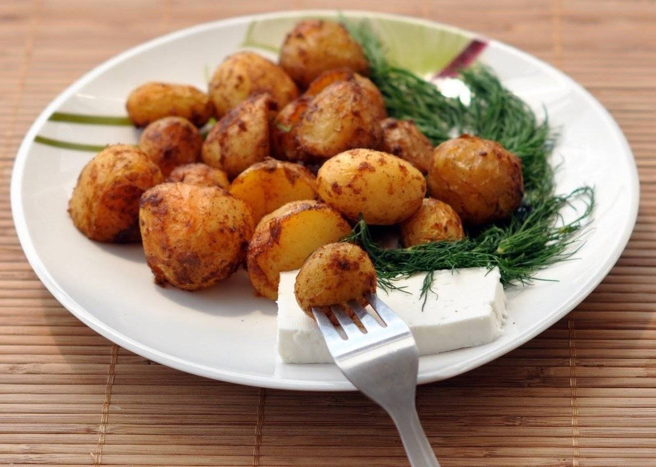 Лучшие летние блюда: Эксперт поделилась рецептом самой вкусной жареной молодой картошки