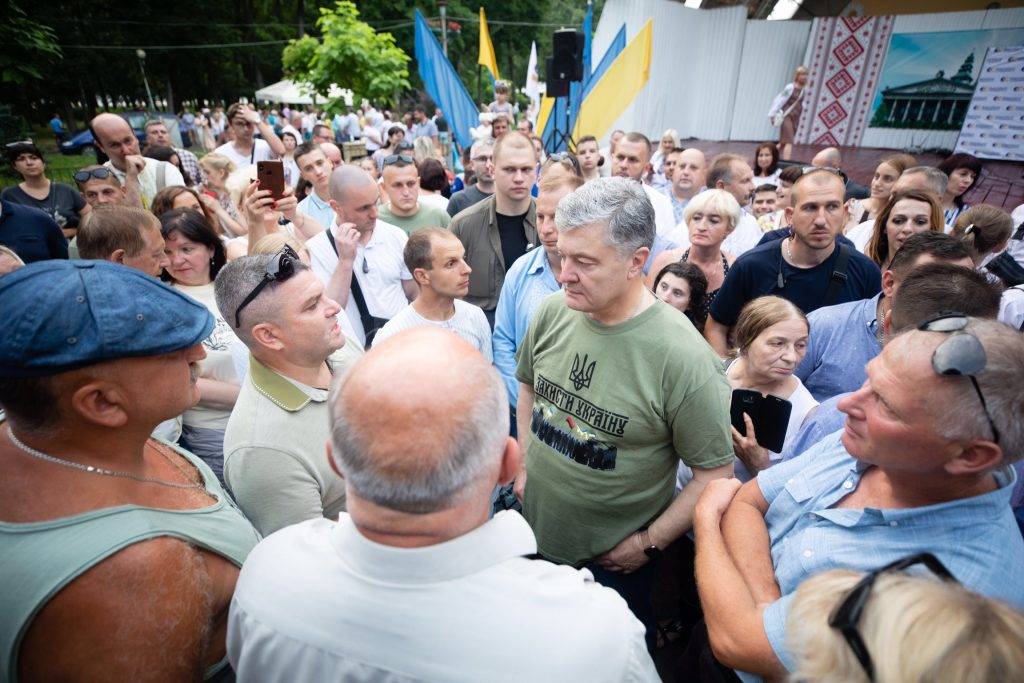 «То меняют Запад на Китай, то вооружают флаг Украины над Севастополем»: Пушков посмеялся над обещанием Порошенко вернуть Крым