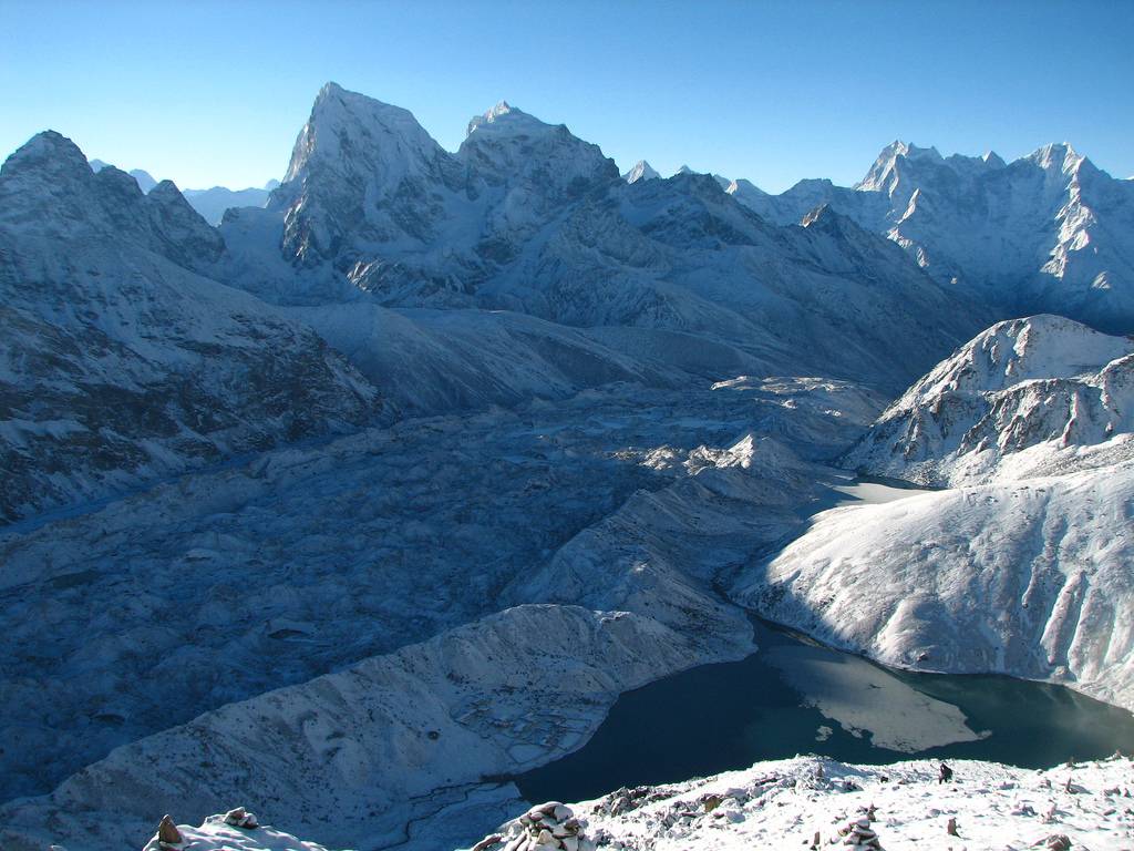 «Последствия для всего мира пока назвать сложно»: ученые открыли новые вирусы в ледниках Тибета