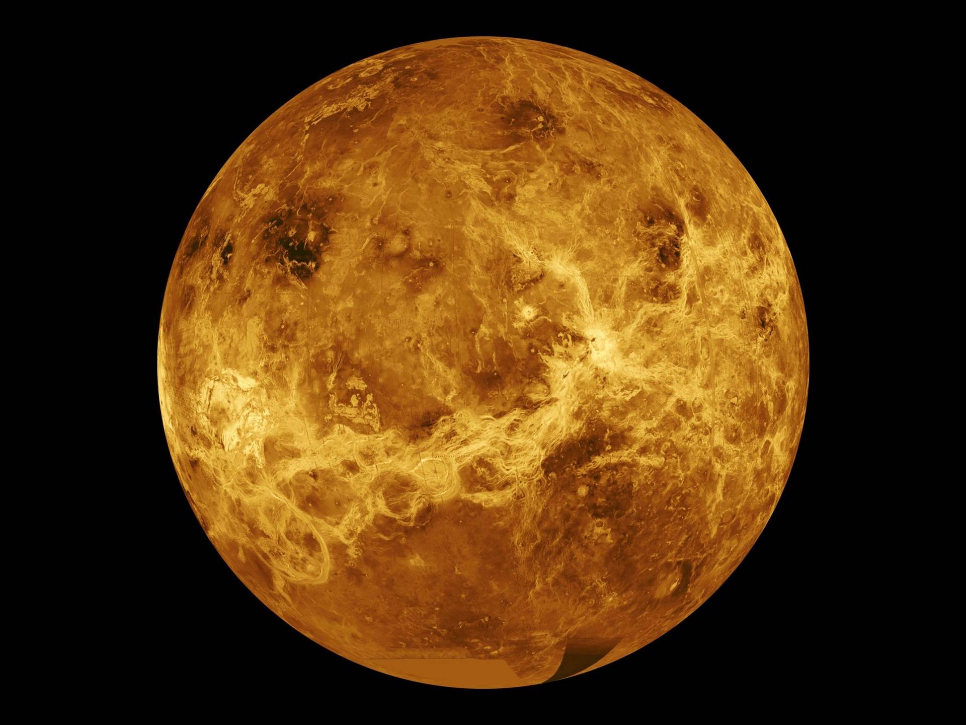 Ученые признали атмосферу Венеры абсолютно непригодной для формирования жизни