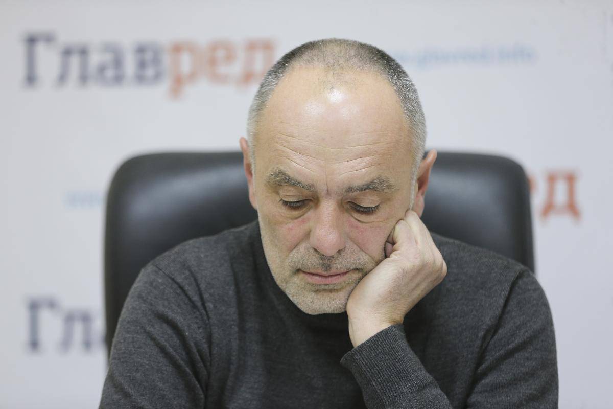 Касьянов: «Украинским властям необходимо запретить брать деньги в долг»