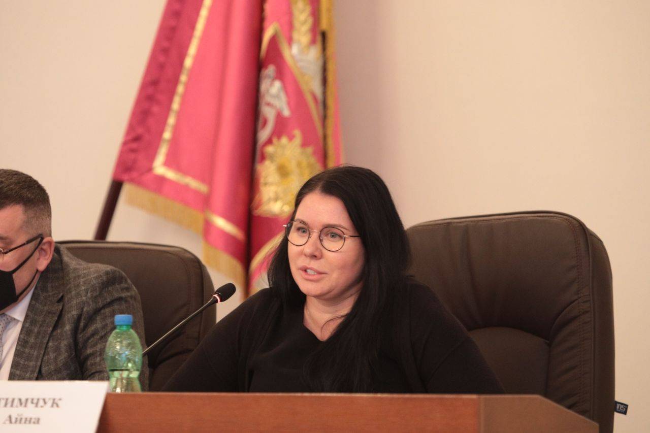 Политолог: в очередной раз убеждаюсь, как региональные князьки Зеленского убивают его рейтинг