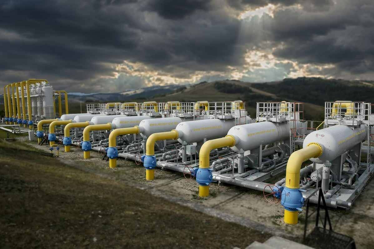 «Поползём на коленях в Россию за газом»: политолог предрек Украине тяжёлые времена