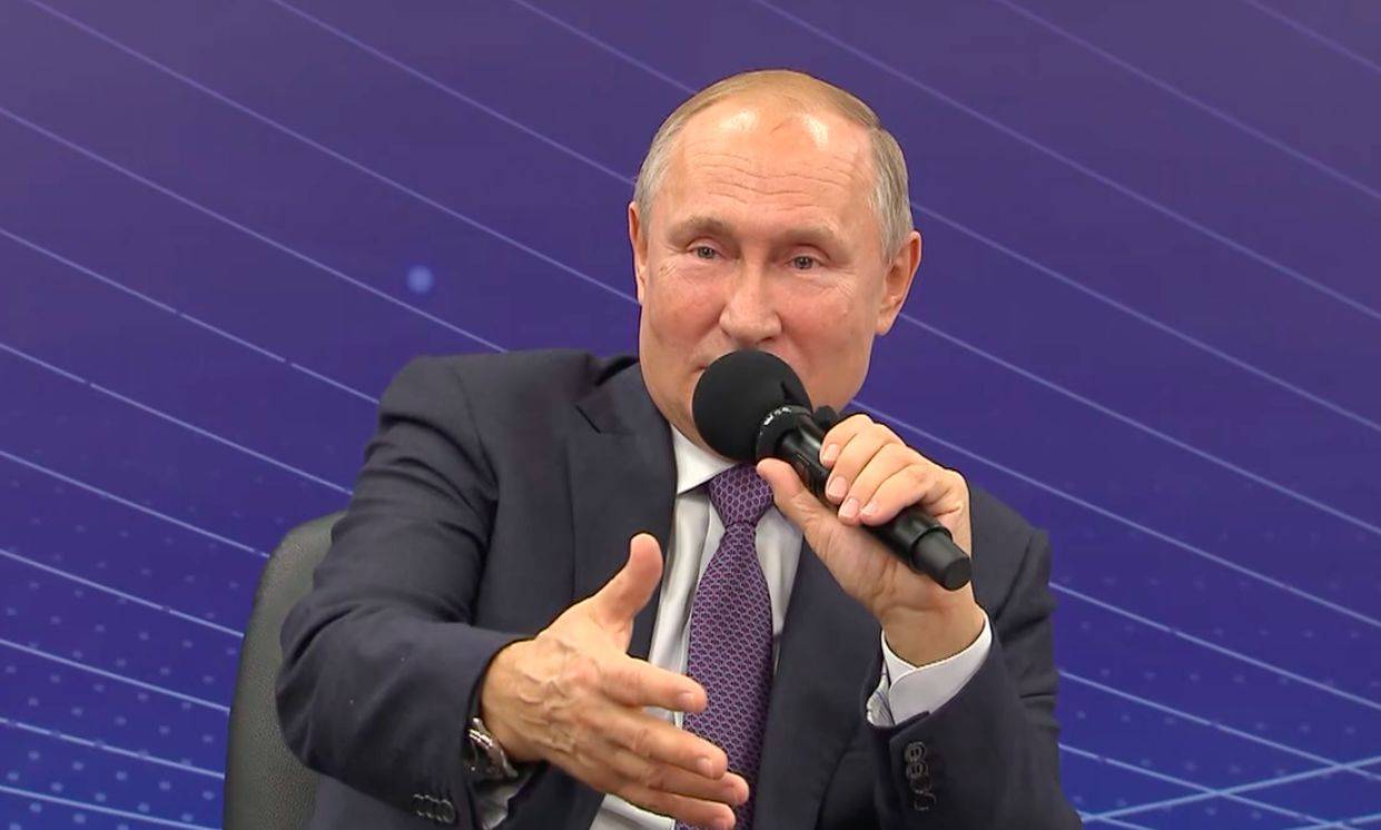 Политолог: опасно, когда Кремль понимает, что может опереться на 41% «обобщенно-пророссийского» электората