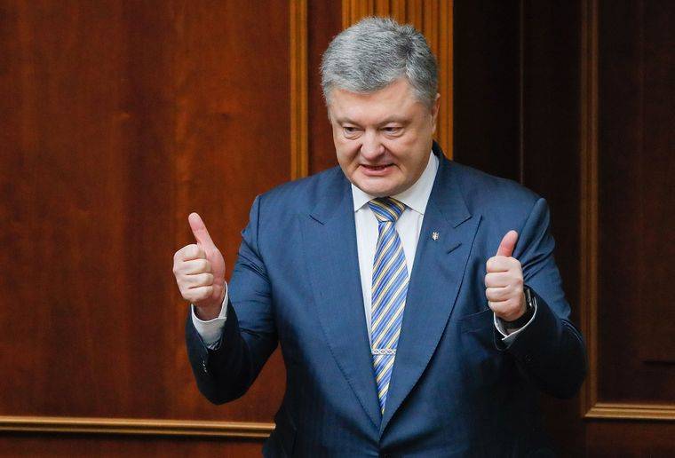Александр Костюк объяснил, почему антирейтинг Порошенко не приговор и у него еще есть шанс побороться за президентство