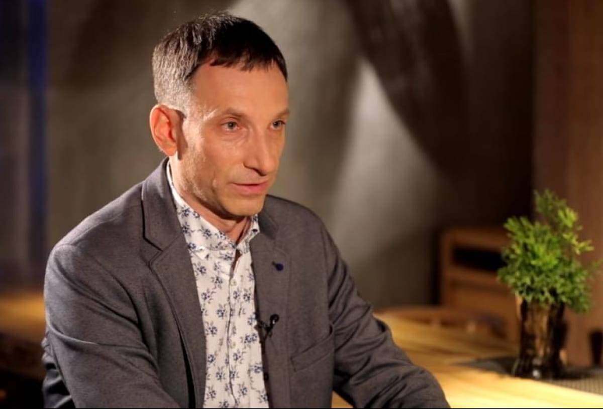 Портников: примерно половина украинцев находится на крючке у Путина