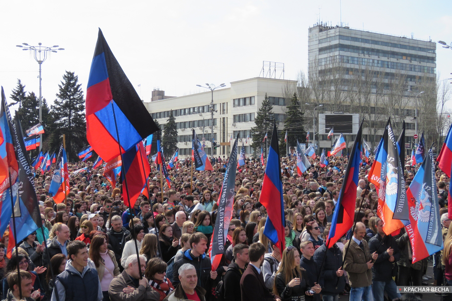 Политолог: Украина должна запретить любой российский контент на своей территории в публичном пространстве. Другого выхода у нас нет