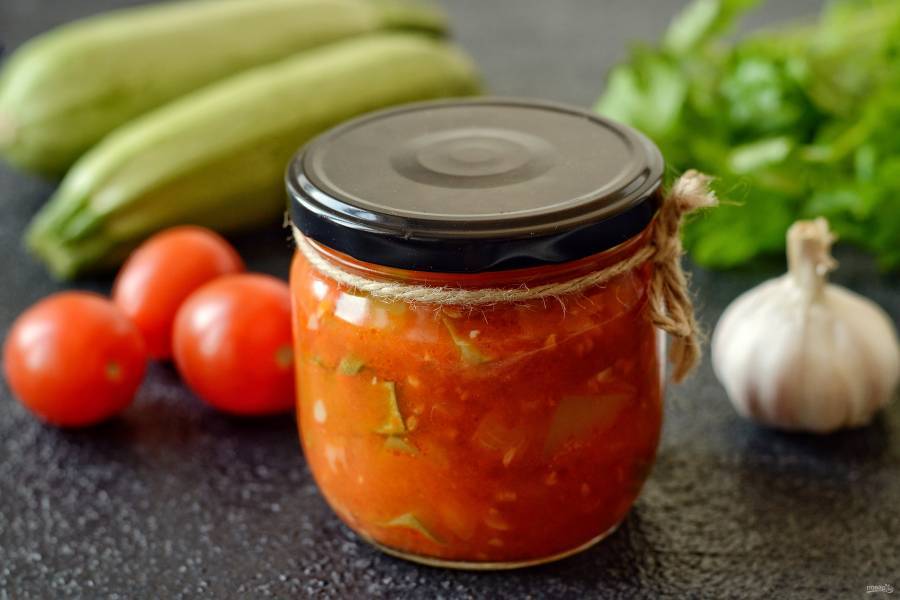 Универсальный продукт на все случаи жизни: готовим вкусное лечо из кабачков