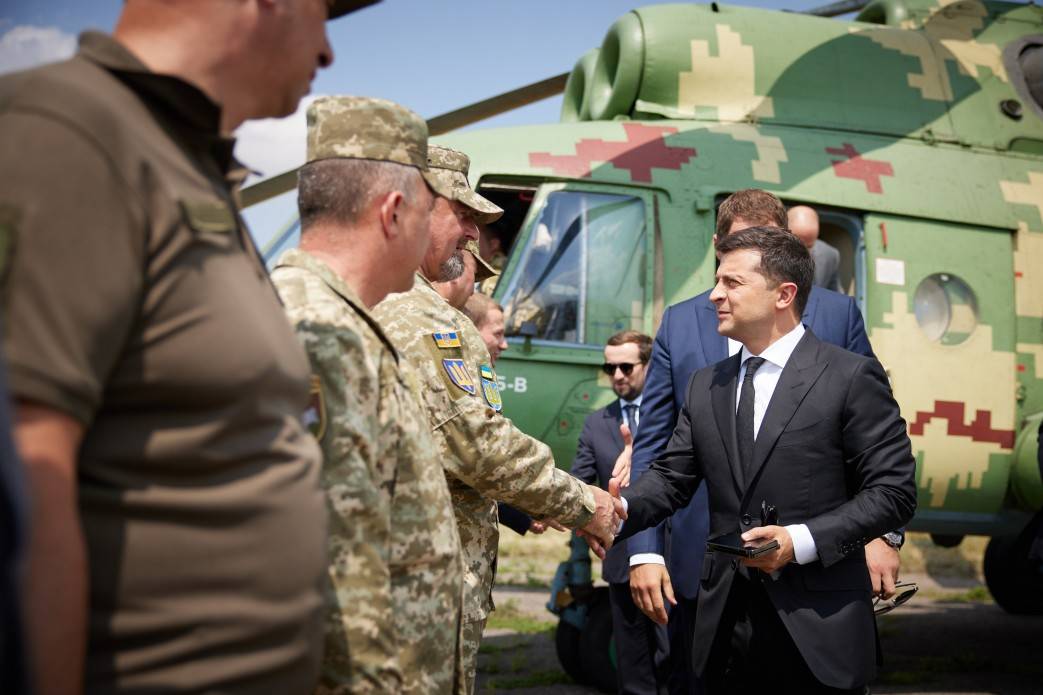 Павлов: Зеленский решил повторить поступок Порошенко – поехал на Донбасс, но снова с пустыми руками