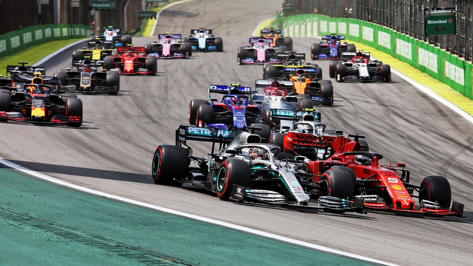 Гран-при Формулы-1 пройдет в начале декабря в Саудовской Аравии