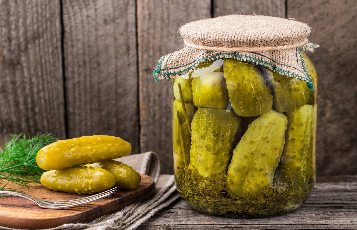 Хрустящие и ароматные: Как мариновать самые вкусные огурцы