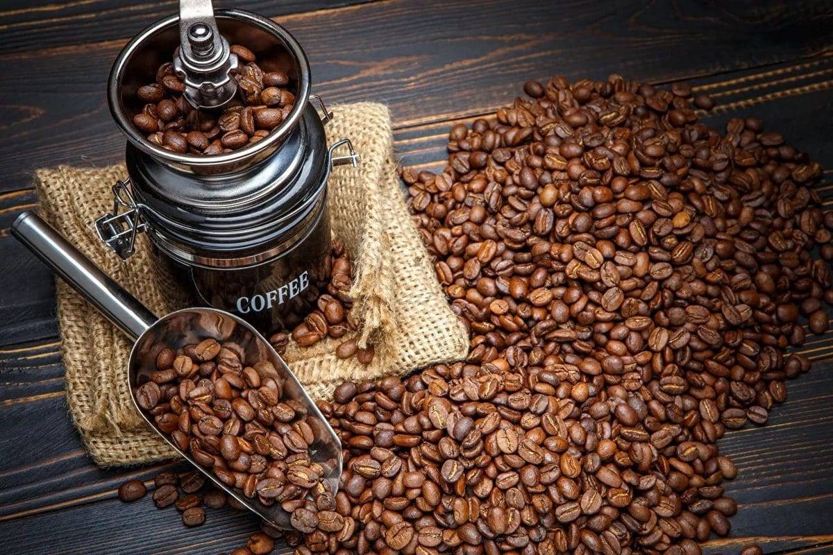 Сильно возросли расходы: эксперты предупредили о рекордном подорожании кофе
