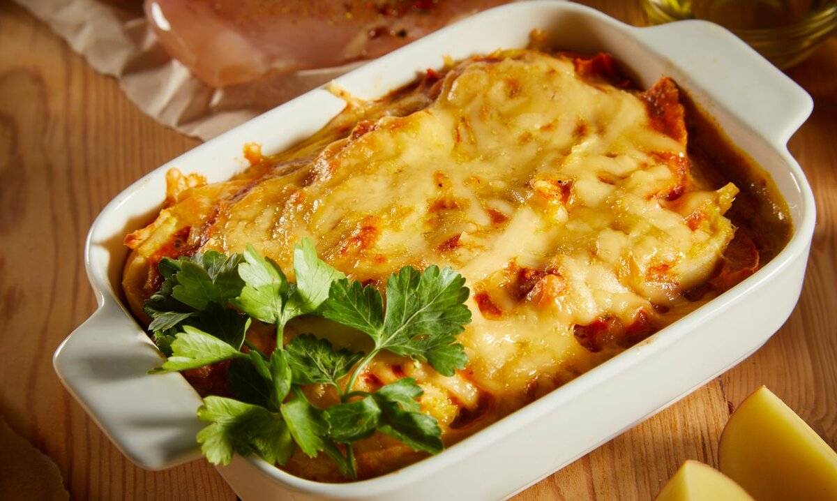 Пальчики оближешь: рецепт овощной запеканки с грибами и солёной капустой