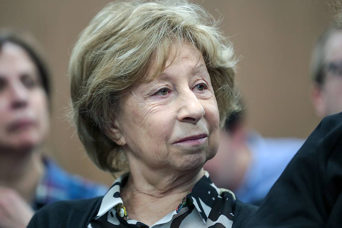 «Бесстыжий и низкий человек»: Ахеджакова разоблачила своё послание к Соловьёву