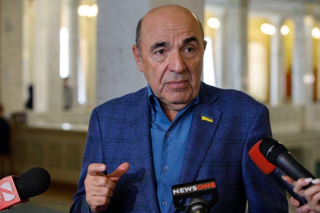 «Идём к катастрофе семимильными шагами»: Рабинович заявил, что «слуги народа» уничтожают Украину