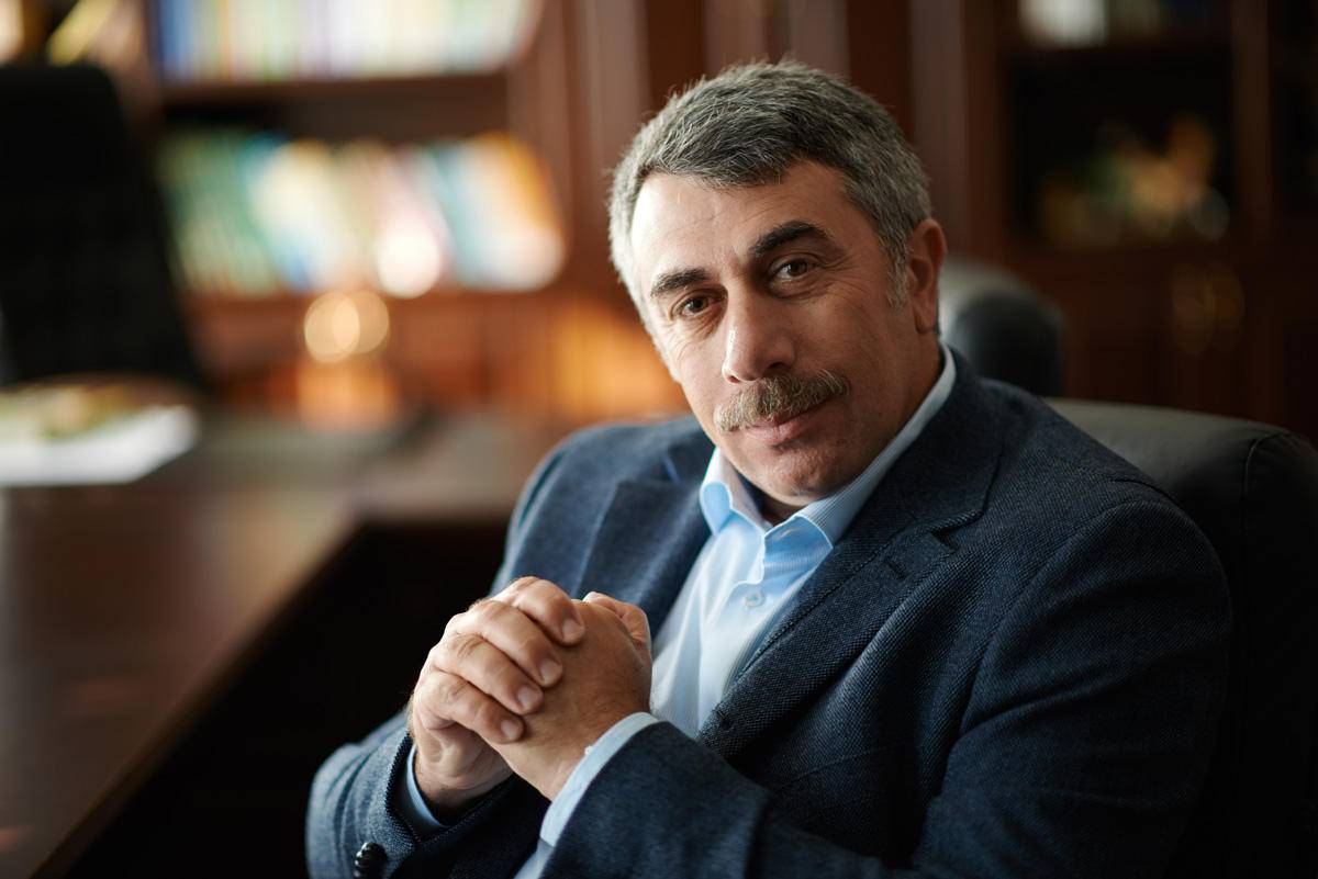«Никаких антибиотиков, тем более уколов»: Комаровский рассказал о частых простудах у детей