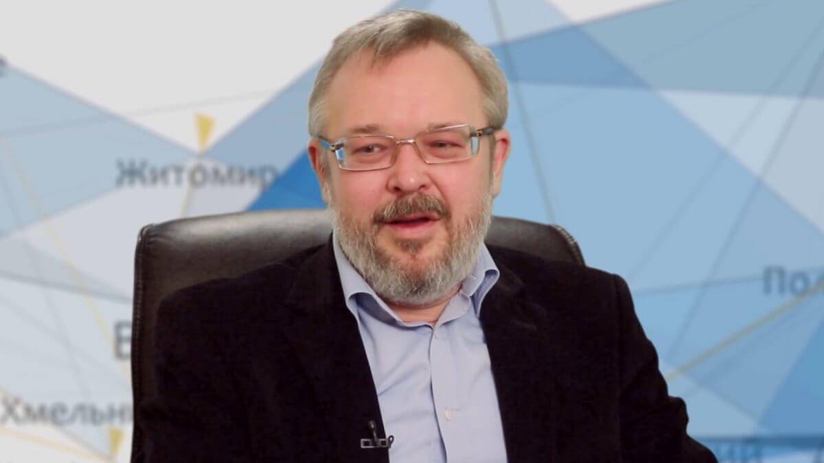 «Полное разорение в течение 3-5 лет»: политолог заявил, что Зеленский грабит Украину