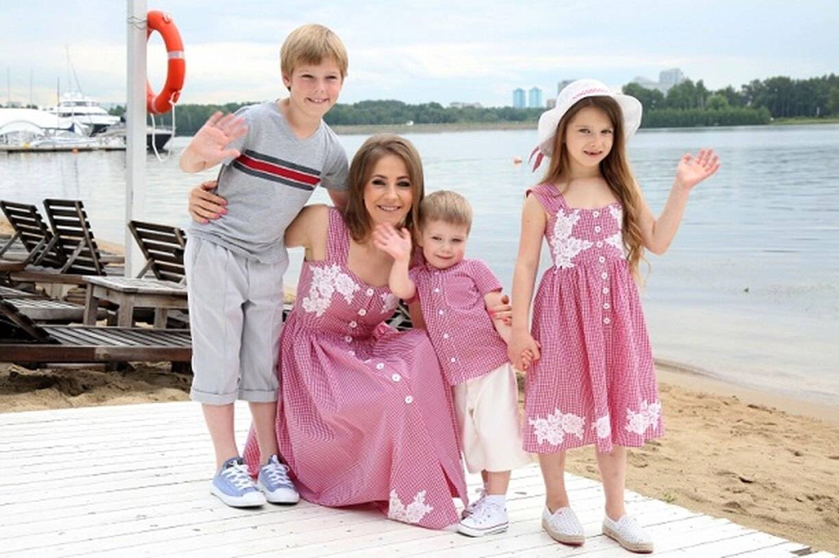 На каждого ребёнка по 250 тысяч: Барановская продолжает судиться с Аршавиным за алименты