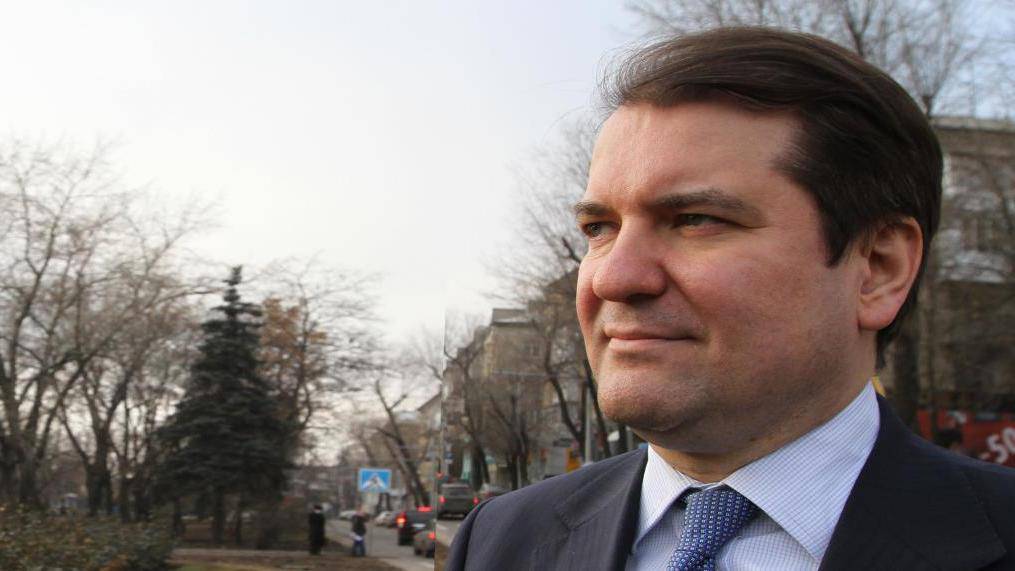 «Тогда ещё Порошенко выбегал, чтобы поговорить по телефону»: политолог назвал условие присоединения США к переговорам по Донбассу