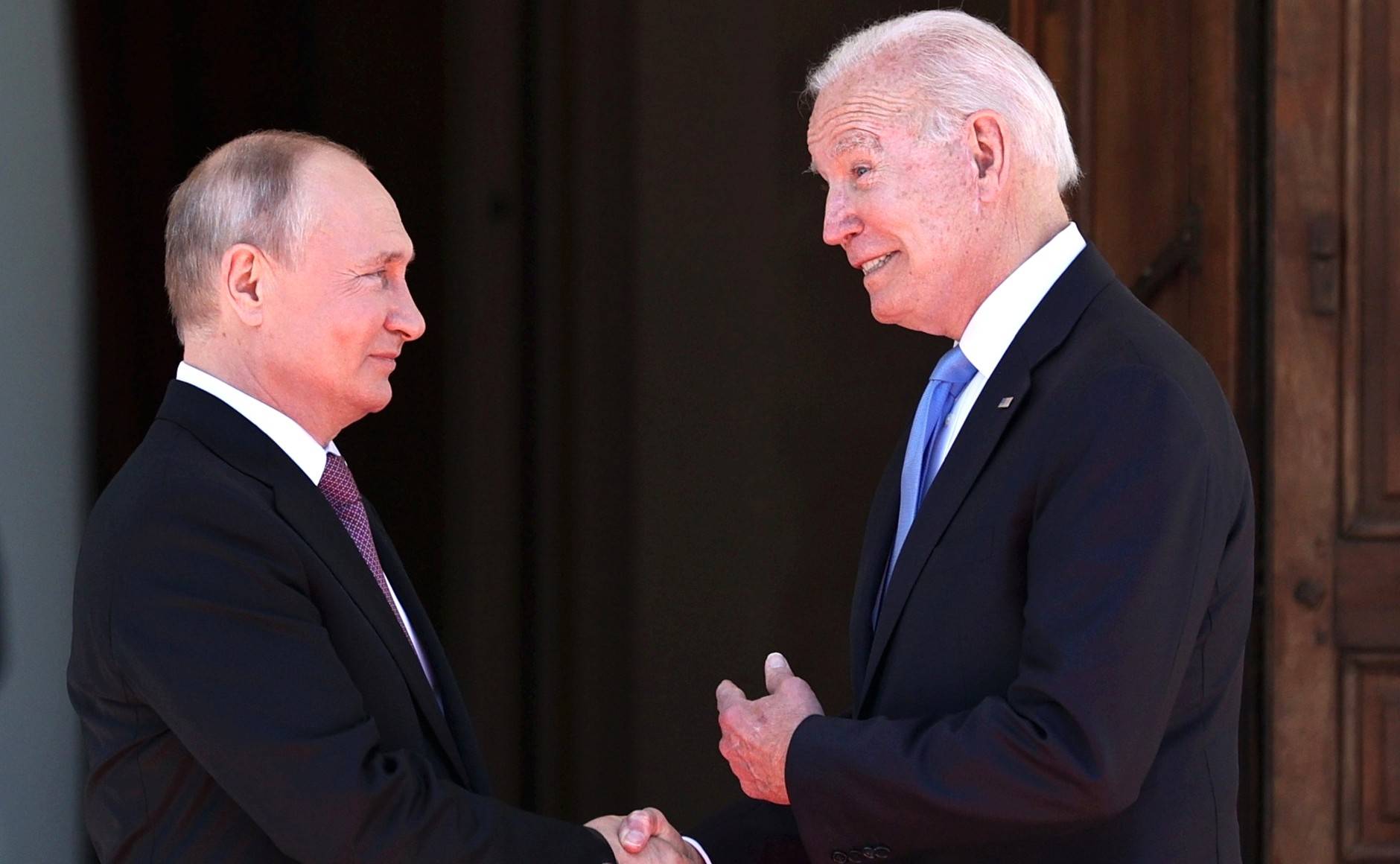 «Абсолютно в этом уверен»: бывший помощник Буша рассказал о встрече Байдена и Путина