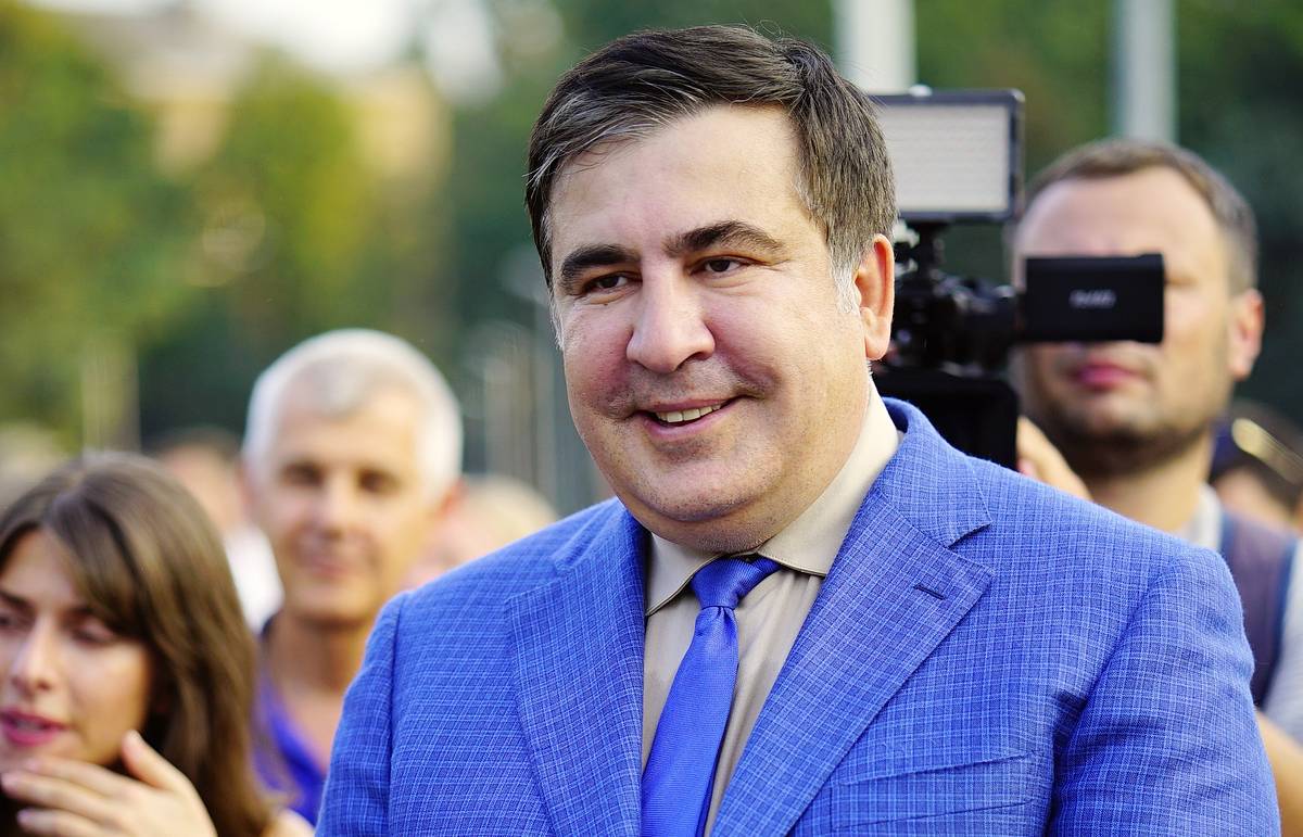 Этой голодовкой Саакашвили себя убивает, - политолог