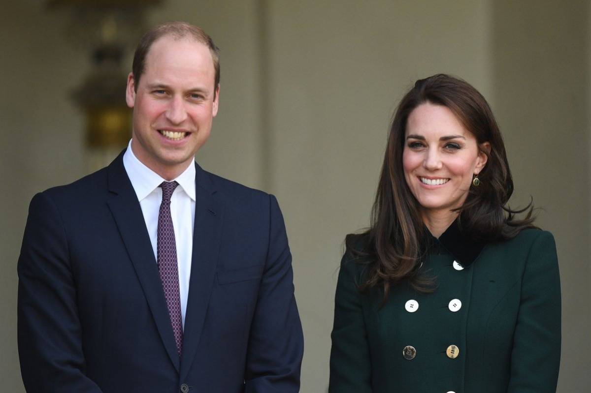 Елизавета II решала всё: стало известно, что принц Уильям спрашивал разрешения встречаться с Кейт Миддлтон