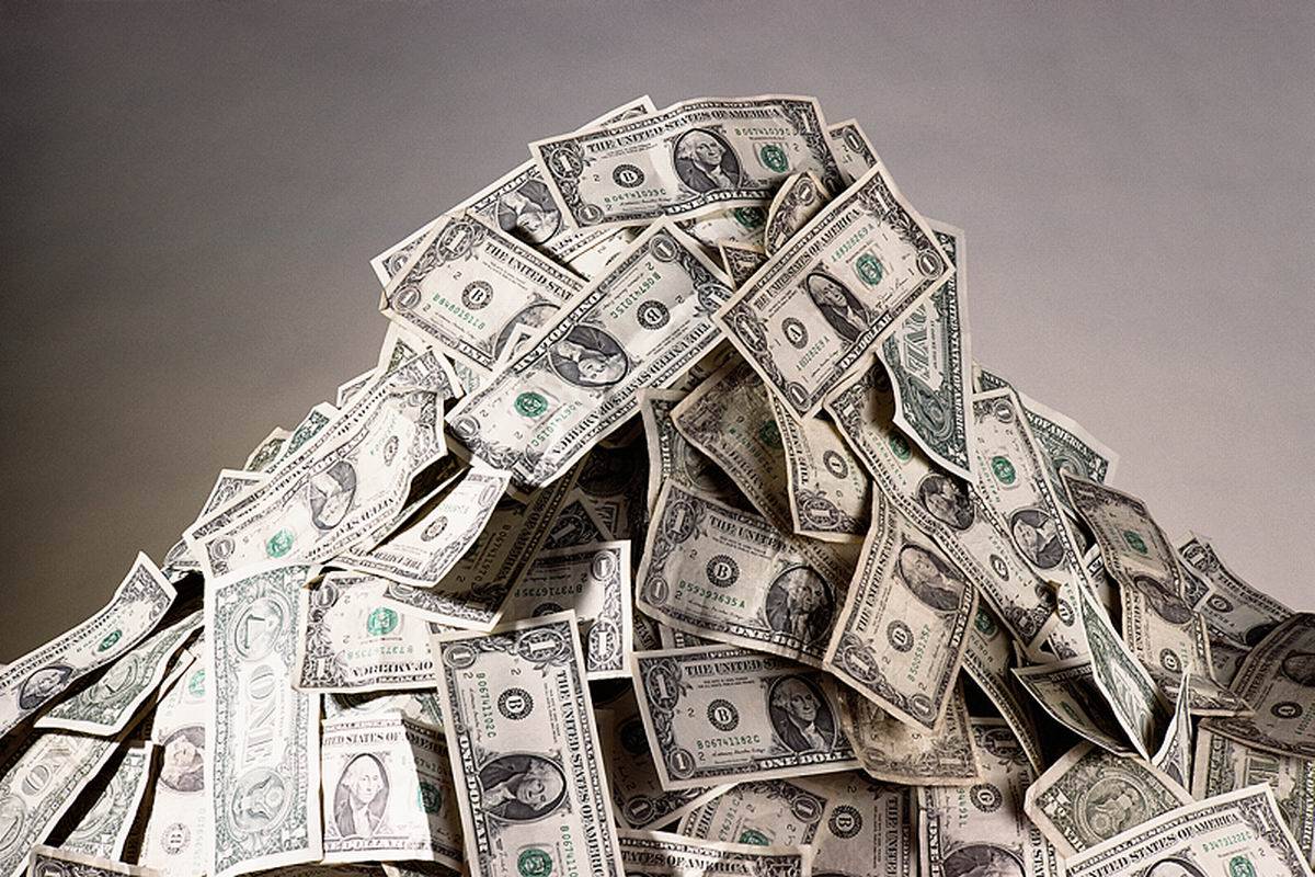 В ближайшие месяцы: экономист заявил об обнулении американского доллара