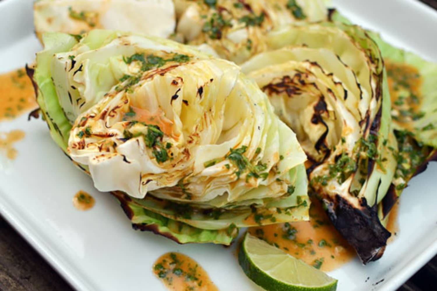 Такое блюдо вы ещё не пробовали: готовим молодую капусту на гриле