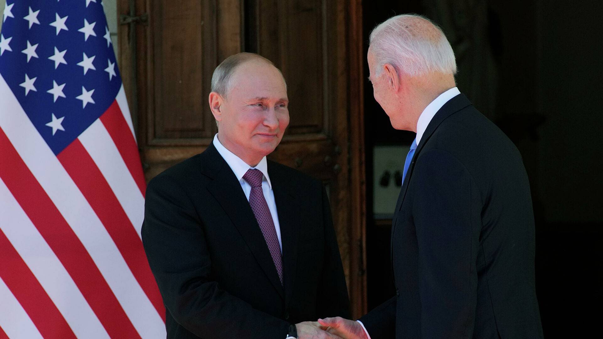«Не о чем разговаривать»: политолог оценил вероятность встречу Байдена и Путина