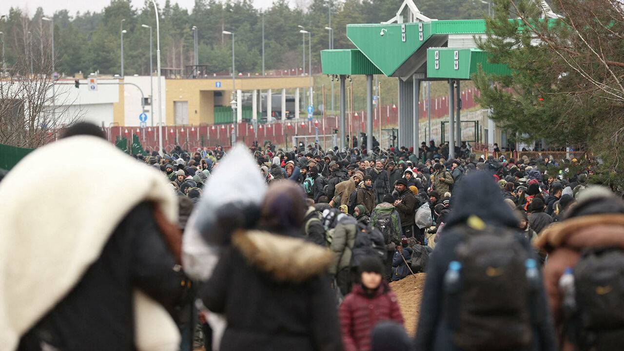 Как на Донбассе: политолог назвал возможность сценарий миграционного кризиса в Беларуси