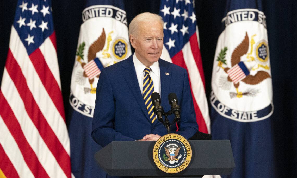 Экономист: «Своим решением по нефти президент США объявил войну»