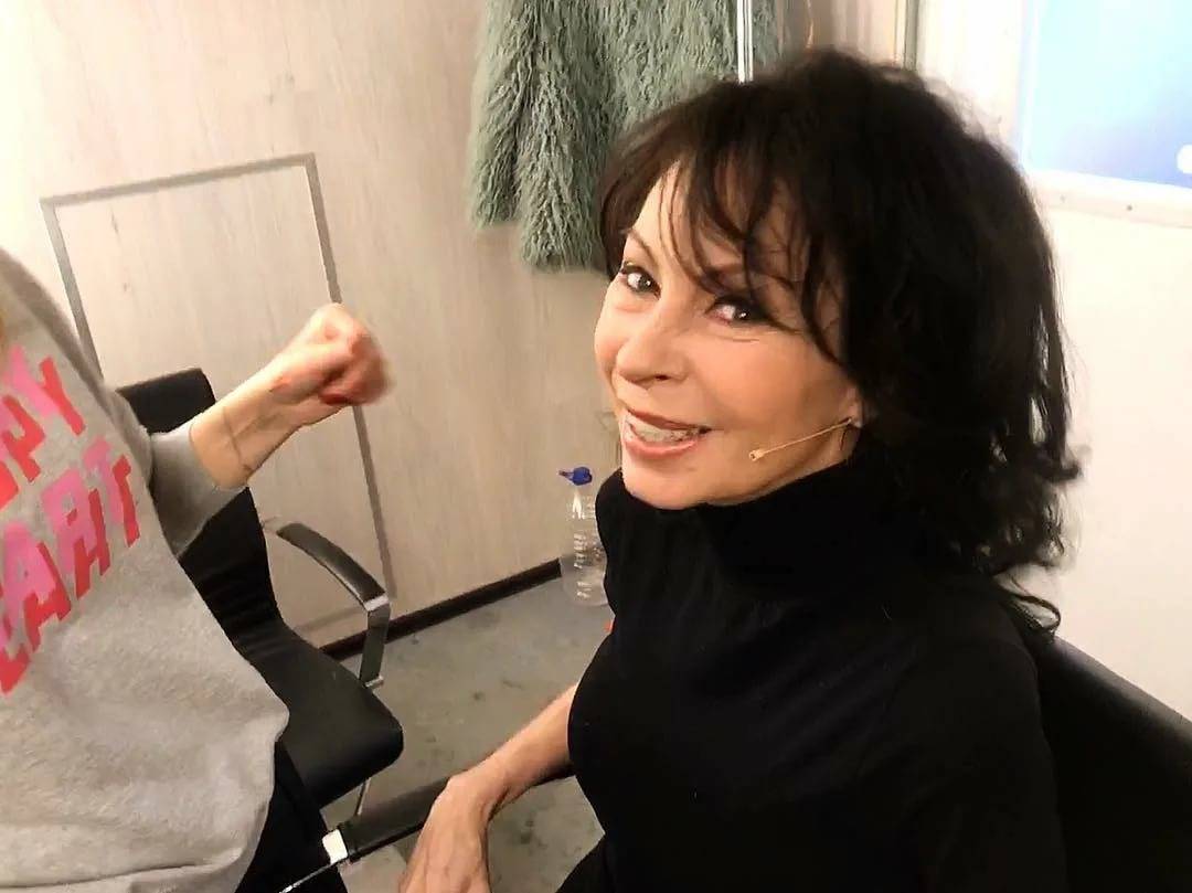 Месяцы уйдут на реабилитацию: Хлебникову перевели в обычную палату