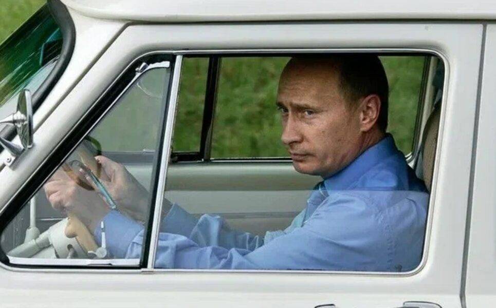 «Неприятно об этом говорить»: Путин рассказал о работе таксистом в лихие девяностые