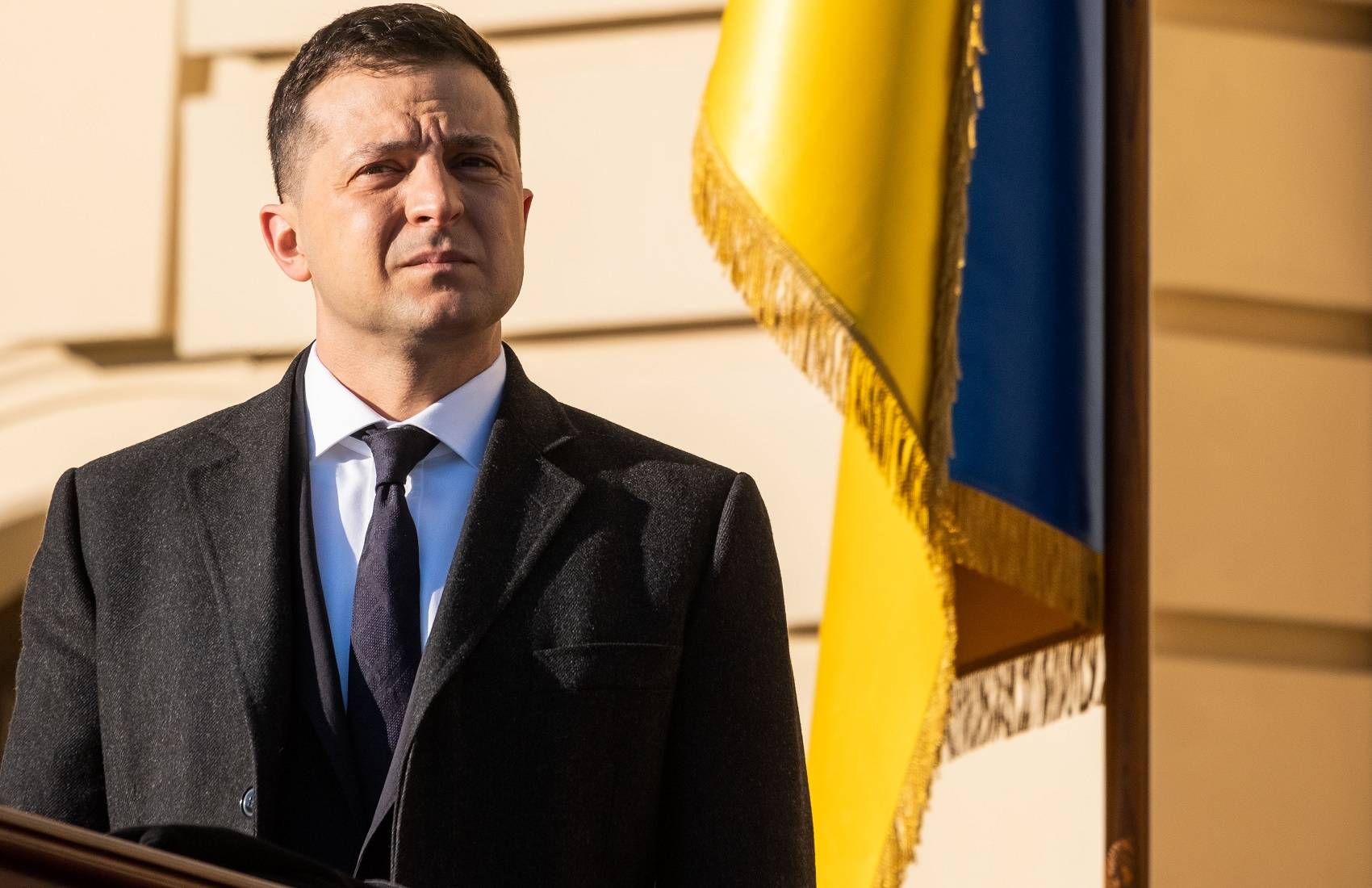 «Глубоко плевали на общество»: политолог жёстко раскритиковал власти Украины из-за оттока населения