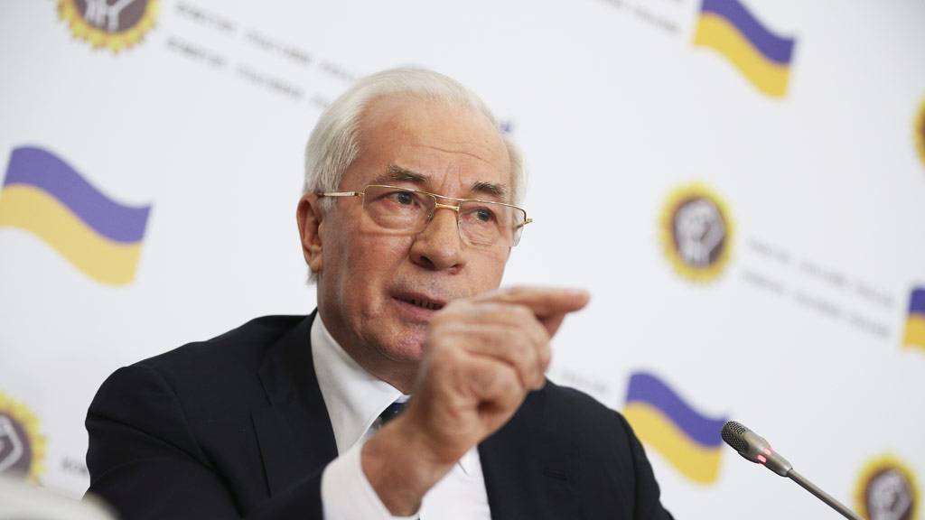 «Ни на сантиметр не приблизились к решению главной проблемы»: Азаров подвёл итоги 2021 года