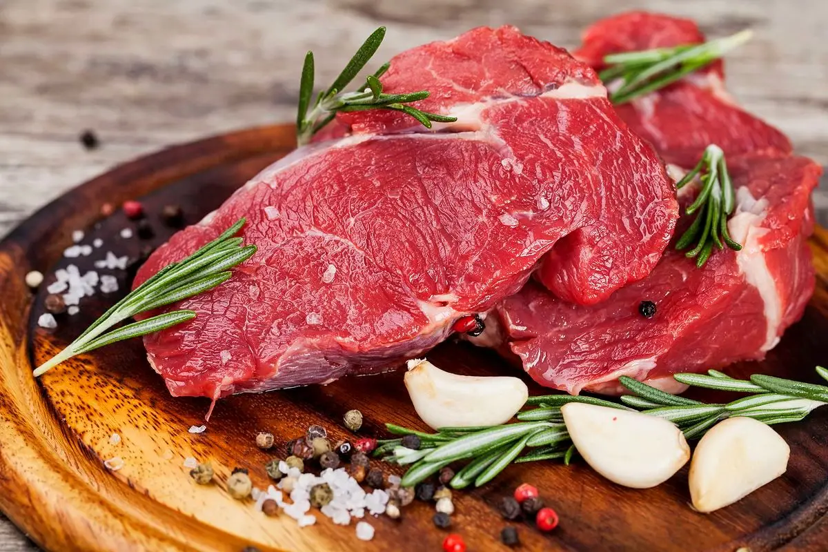 Учёные: употребление красного мяса приводит к развитию депрессии