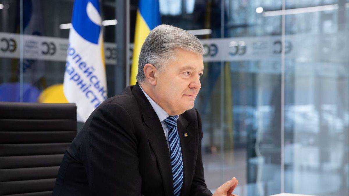 Политолог: «Порошенко сам себя загнал в ловушку»