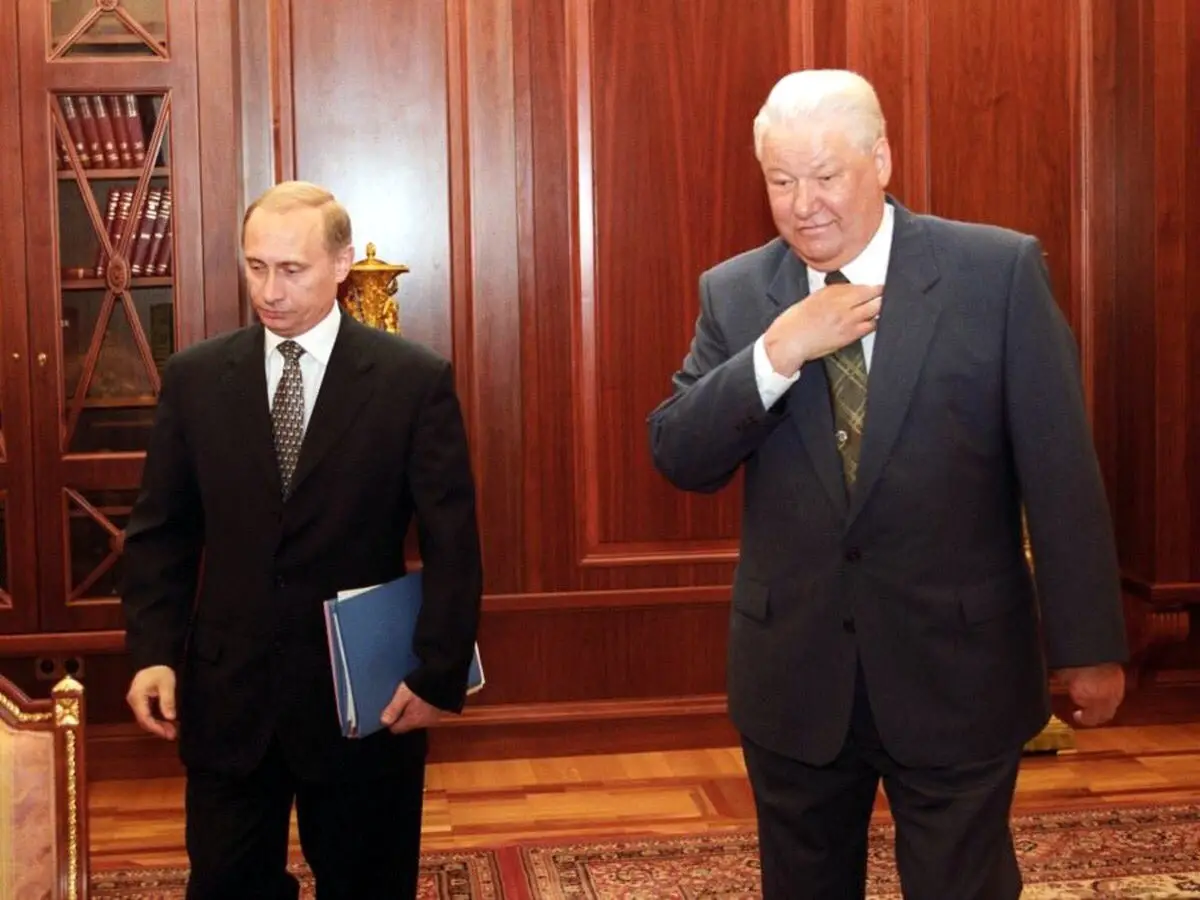 Политолог объяснил, почему Ельцин выбрал своим преемником Путина