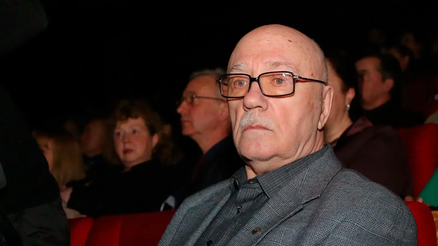 «Прекратил общаться со мной и со всеми близкими»: друг Куравлёва прокомментировал госпитализацию актёра