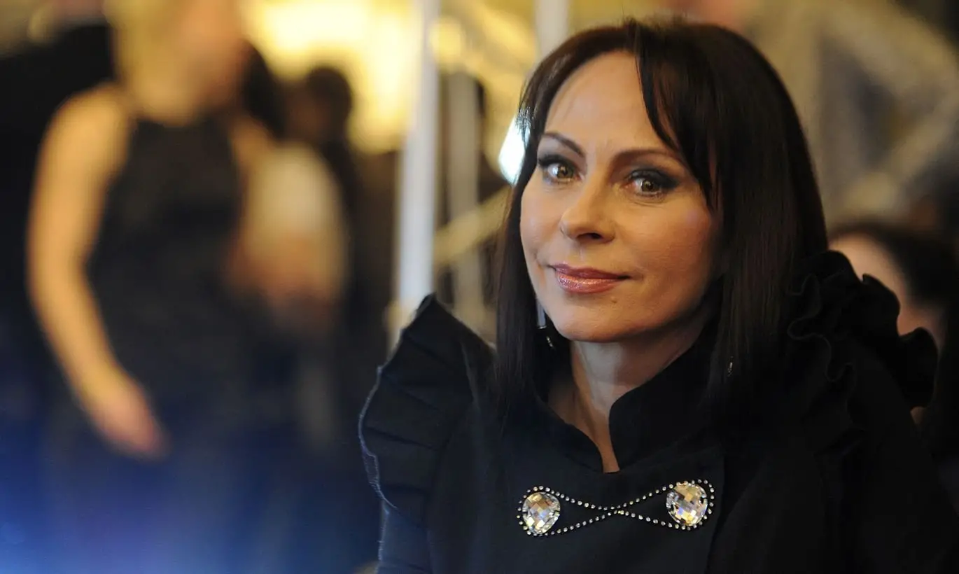 «Просто потеряла сознание»: Хлебникова впервые рассказала о пожаре в собственной квартире