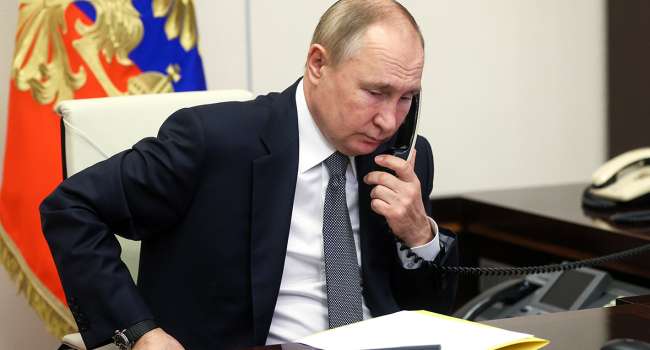 Дипломат: оточення Путіна у Кремлі може усунути його від влади