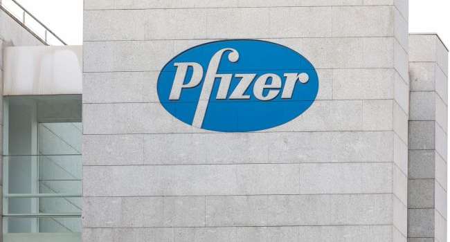 Pfizer не отказывается от поставок лекарства в Россию, но всю прибыль будет перечислять в Украину