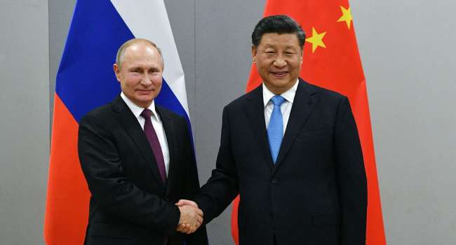 Пионтковский считает, что Путину в России не жить, единственный его выход - это Китай