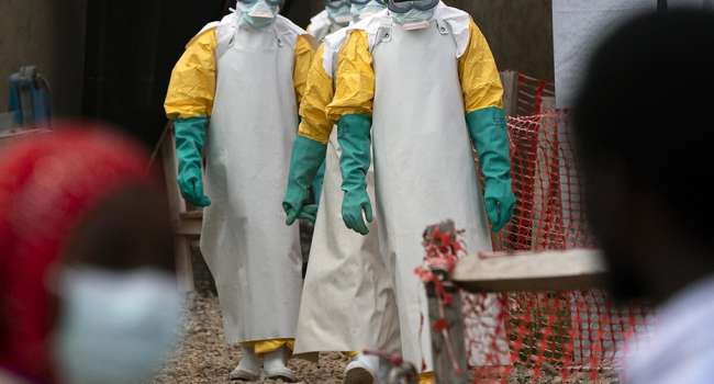 Уганда подтвердила 7 случаев заболевания лихорадкой Эбола, власти пытаются остановить болезнь
